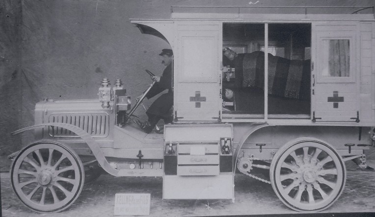 1914 ambulancia